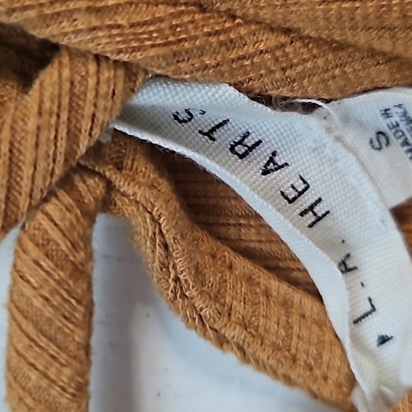 LA Hearts Crop Top - Picture 4 of 5